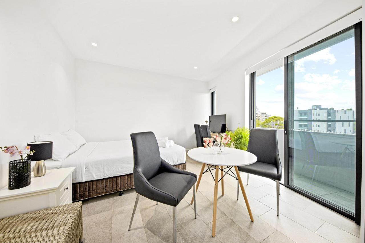 Studio For Long Term Tenants In Strathfield Cbd Sydney Exterior photo